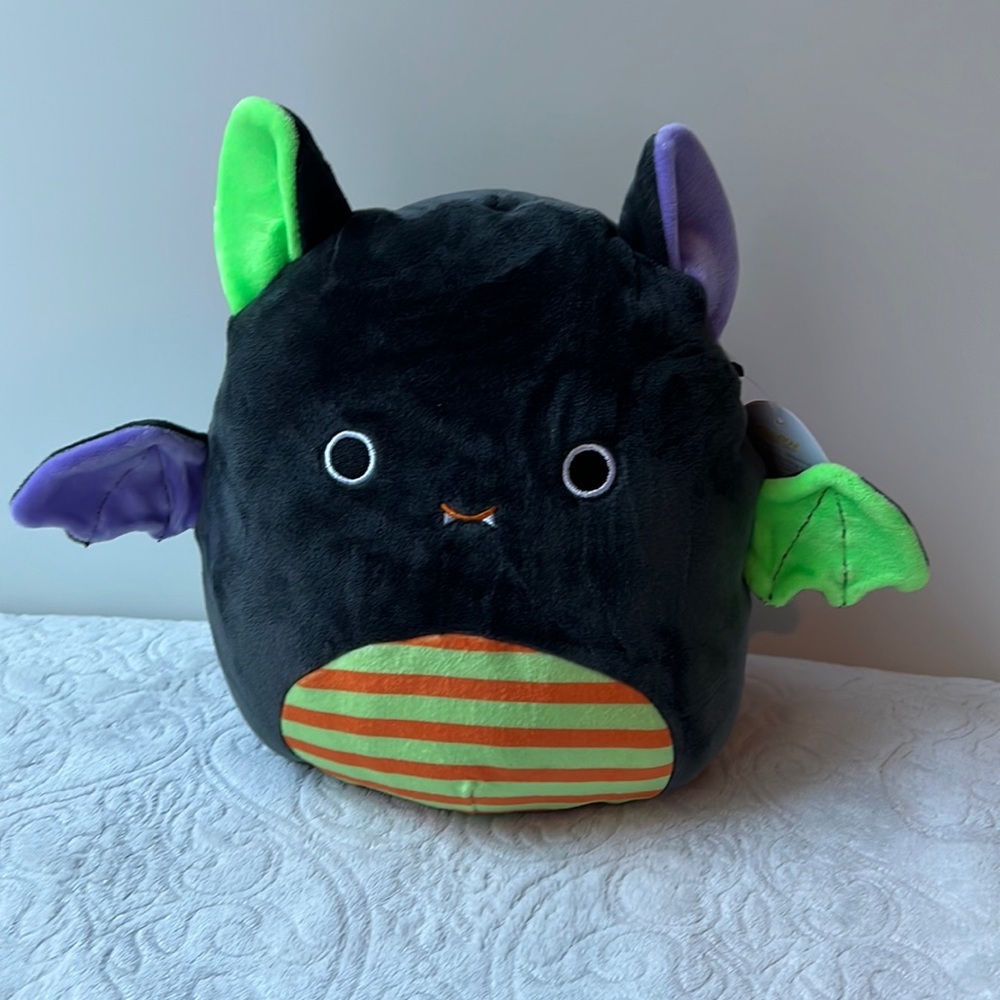 Squishmallow Halloween 2022 fariq bat 8 inch